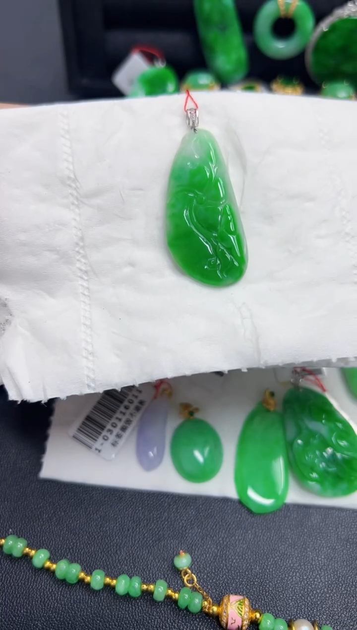 【闪购商品】翡翠颈饰18K金镶嵌Y缅料A货/支持复检/一件
