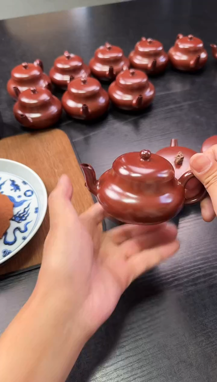 *M*君德壶------------