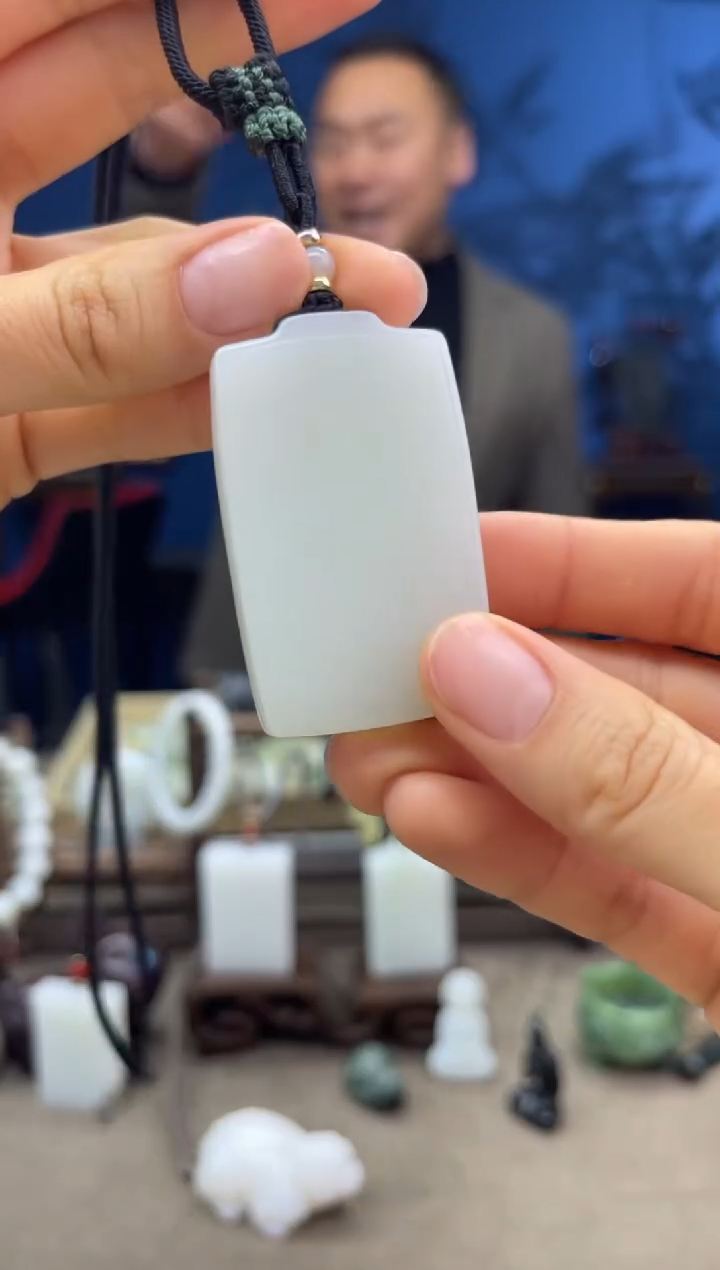 【闪购商品】和田玉颈饰未镶嵌1