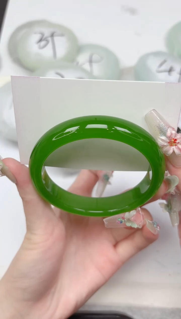 未镶嵌手镯石英质玉211-61.6