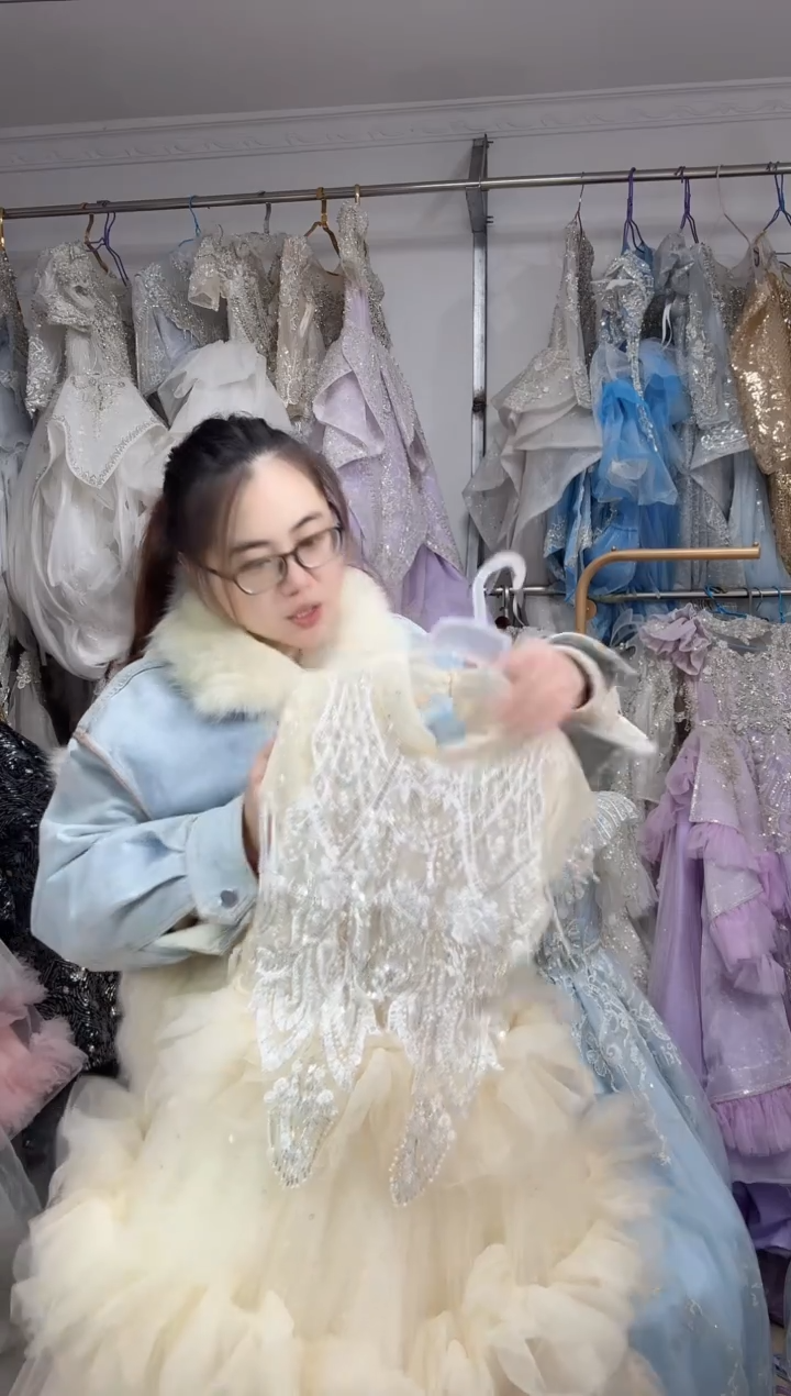 053   不退不换140码128米