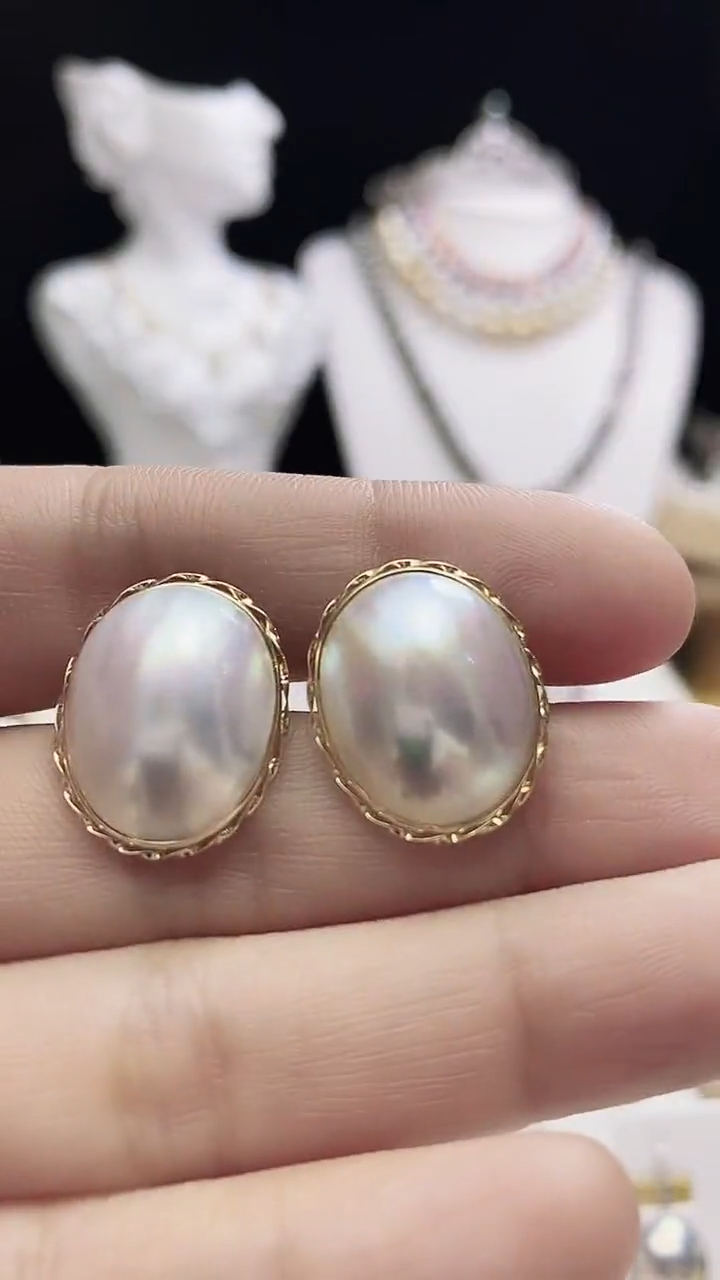 【闪购商品】拼合珍珠（马贝珠）耳钉18K金镶嵌海水马贝耳钉