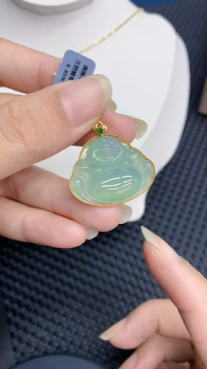 【闪购商品】翡翠颈饰18K金镶嵌            8