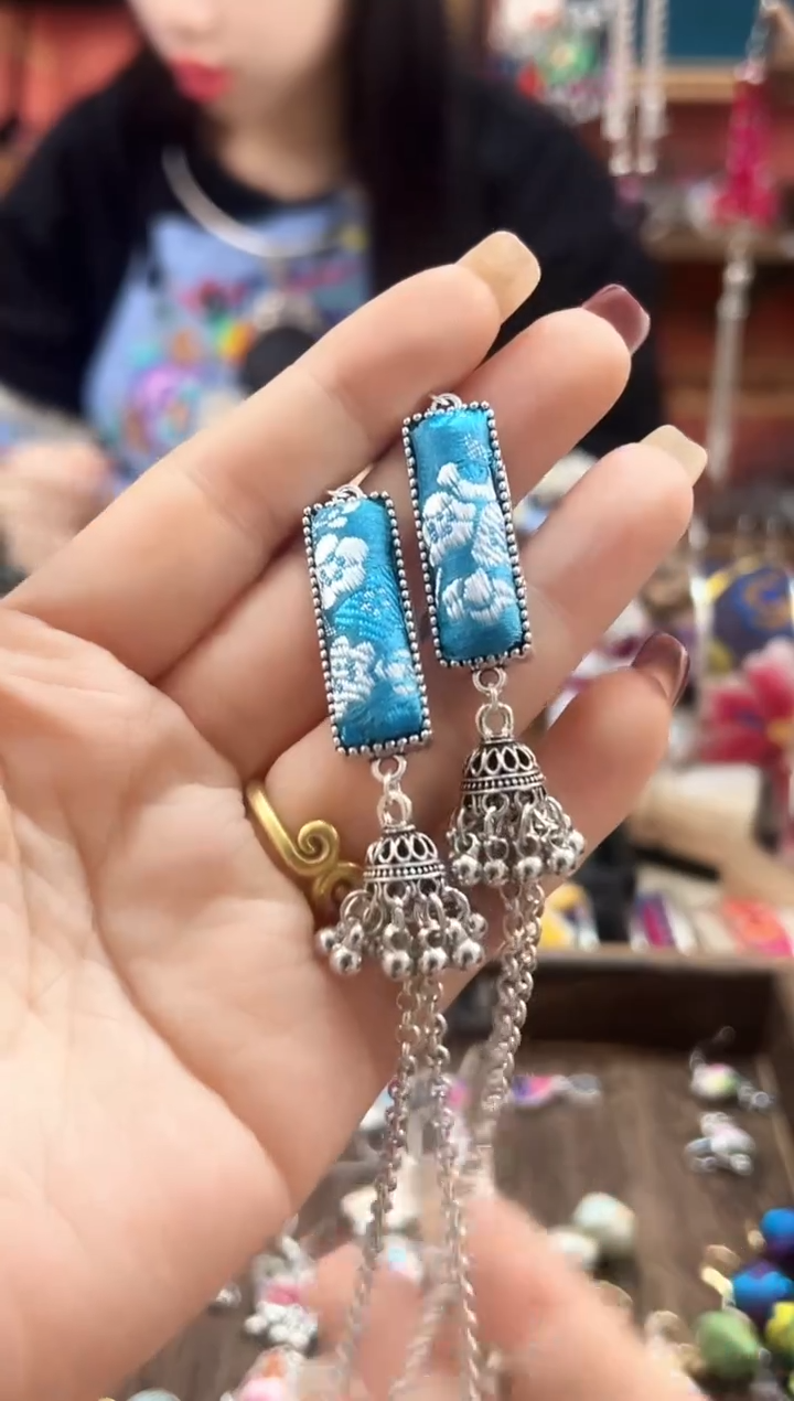 【闪购商品】织绣民族风老绣饰品325