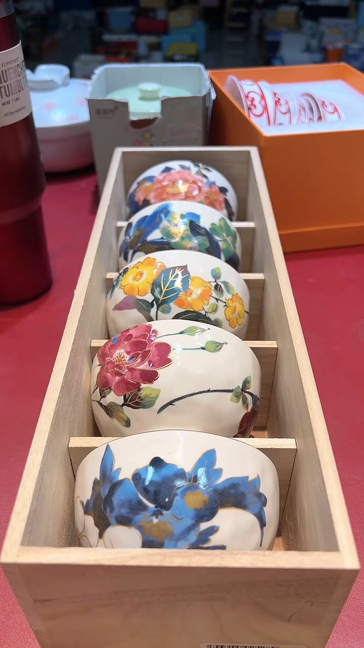 【闪购商品】瓷片锅碗瓢盆一件不剩