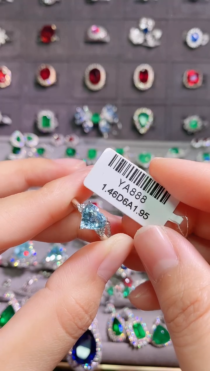 【闪购商品】海蓝宝石戒指18K金镶嵌1