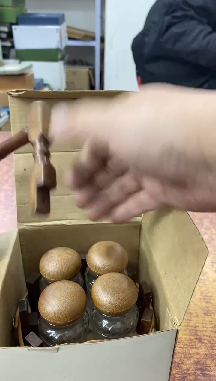 瓷片333小林轩欢迎您