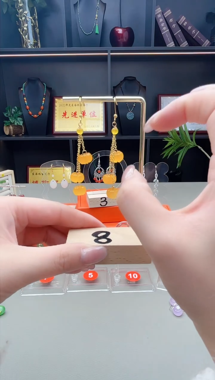 未镶嵌耳钉玛瑙/玉髓217