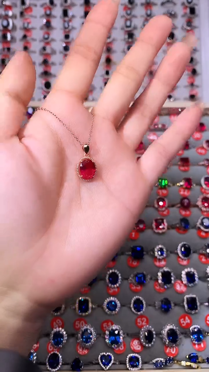 【闪购商品】红宝石吊坠(赠链)银S925镶嵌1111111