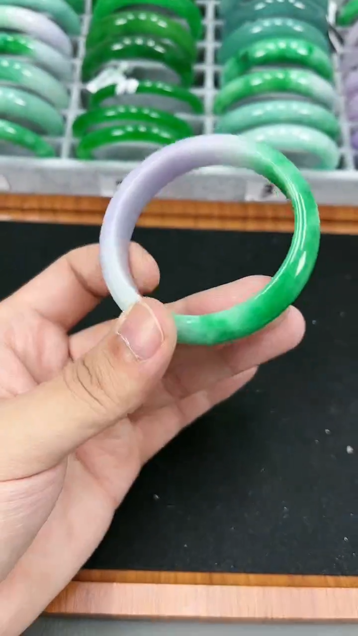 【闪购商品】砖雕s31 圈口53.3 独货手镯