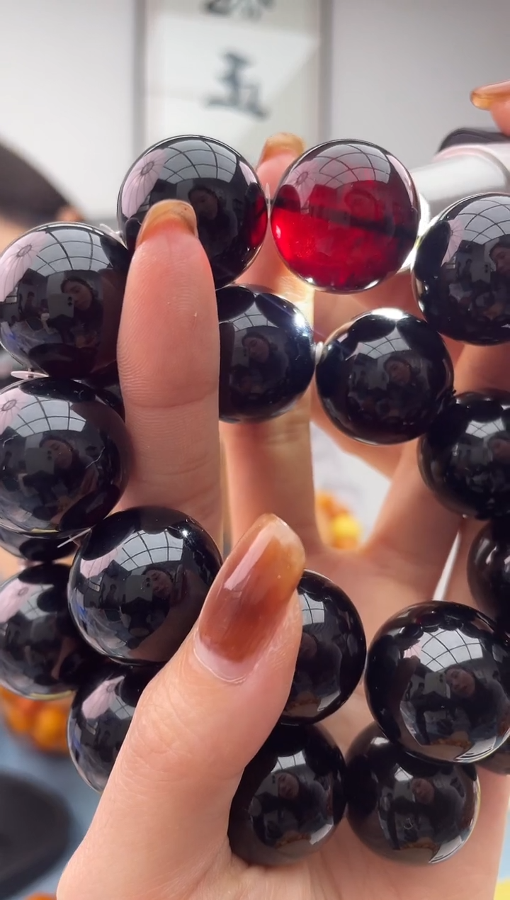 【闪购商品】琥珀珠宝奇石未镶嵌076.22，假一罚十多样性发其一