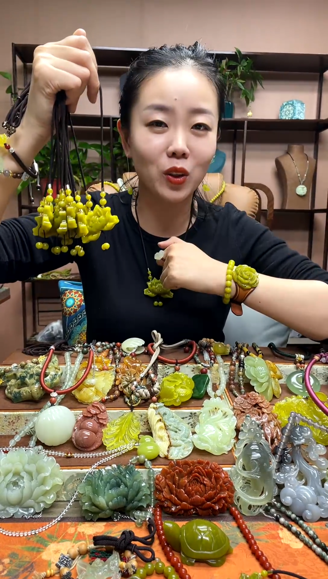 未镶嵌岫玉吊坠多样性发货发其中之一