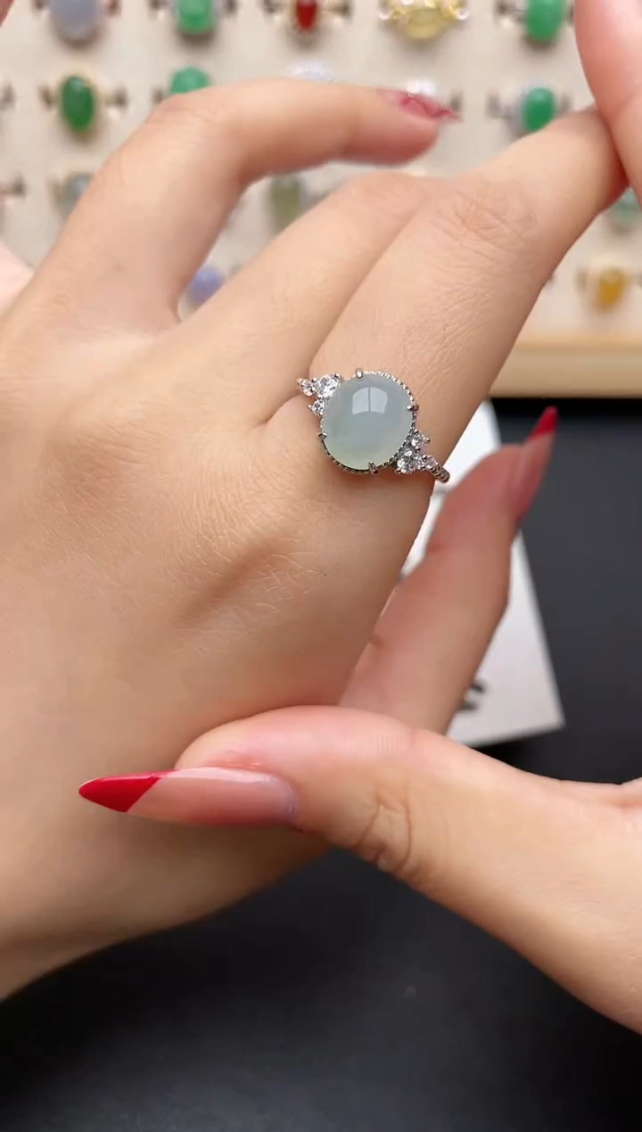 【闪购商品】翡翠戒指银S925镶嵌一物一证一礼盒