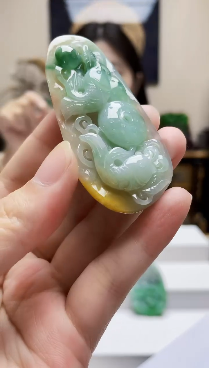 未镶嵌定制翡翠吊坠183