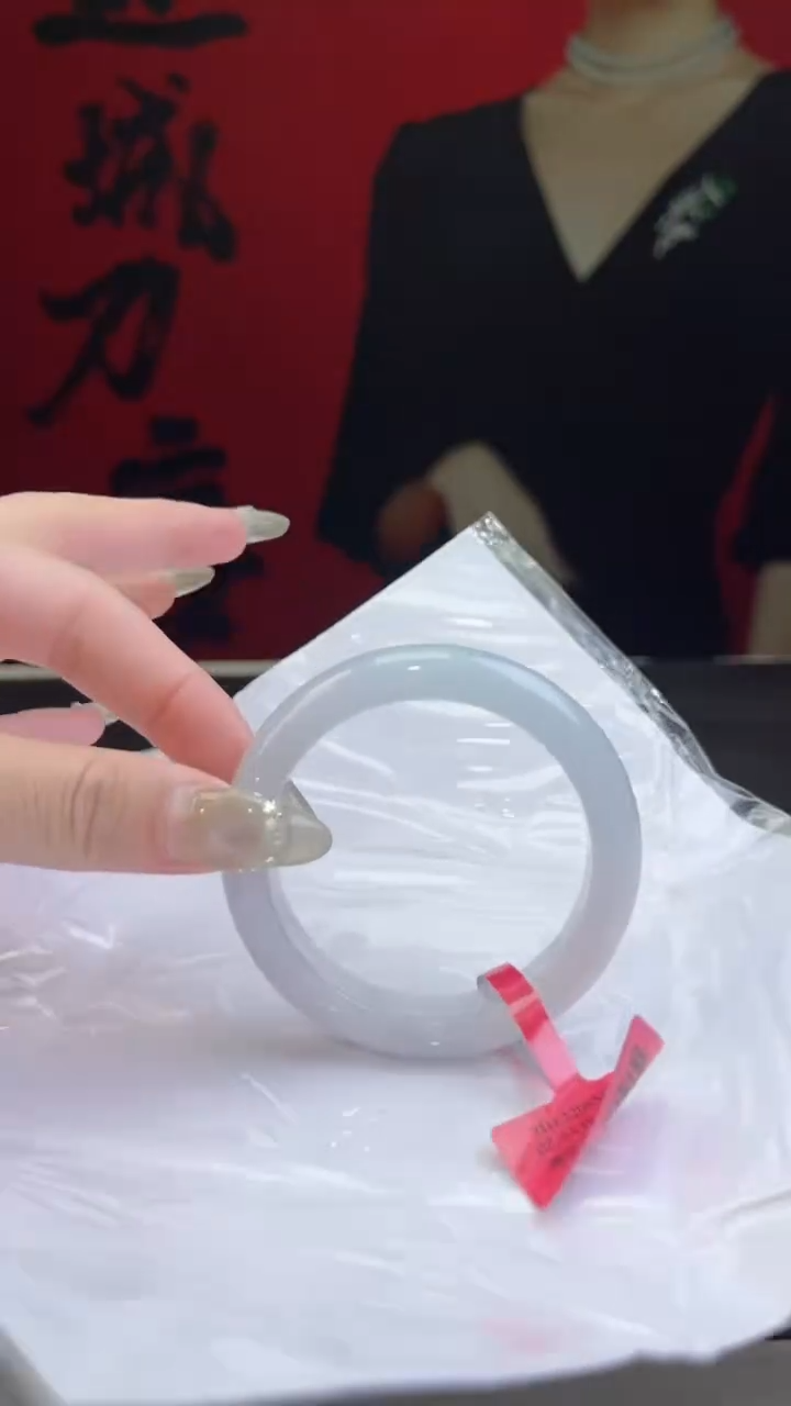 【闪购商品】翡翠手镯未镶嵌翡翠手镯