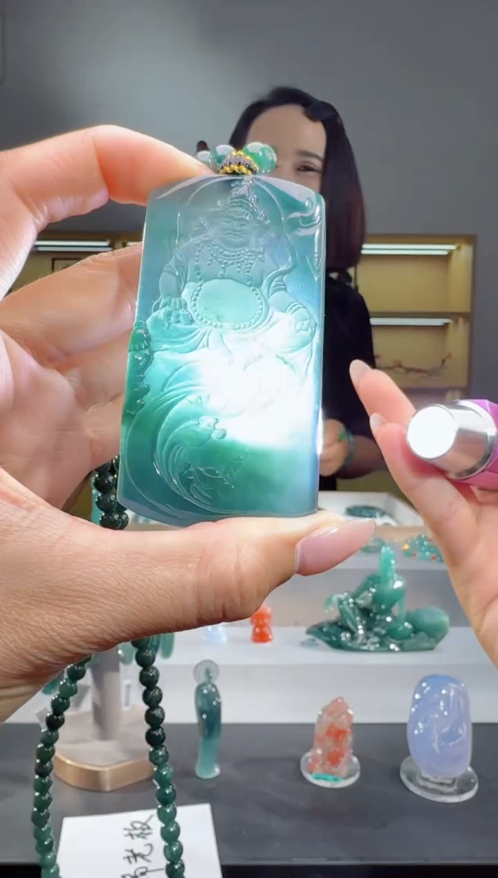 吊坠(赠链)未镶嵌翡翠黄财神