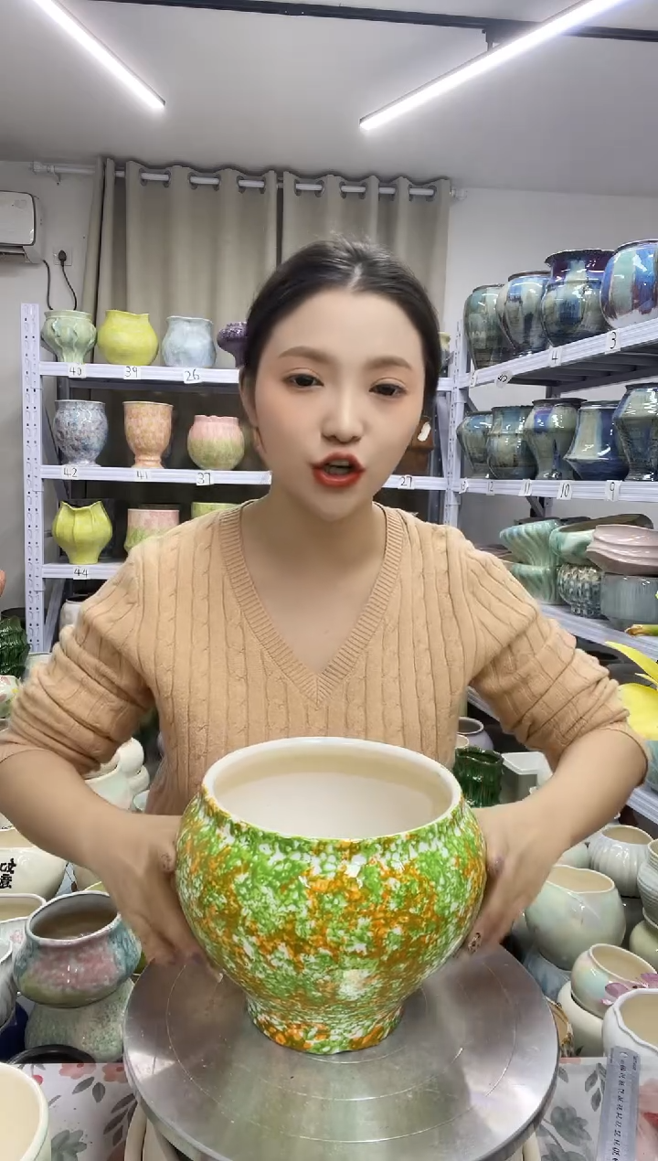 【12.7号】  花盆  高 ： 16   口：16