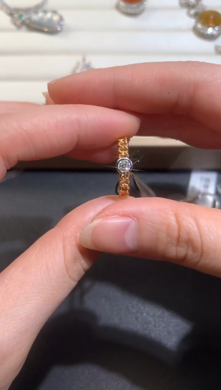 【闪购商品】钻石戒指18K金镶嵌Z216|2980