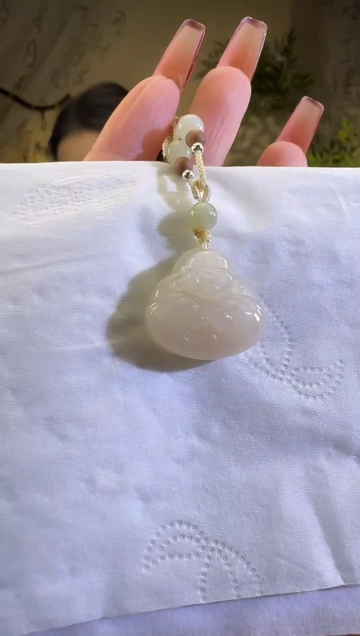 【闪购商品】和田玉颈饰未镶嵌抱抱佛p