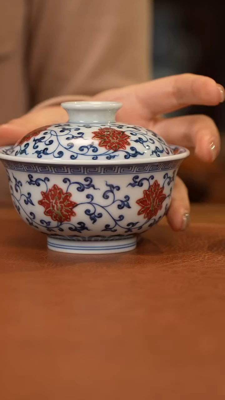 【闪购商品】杯和然窑釉里红盖碗