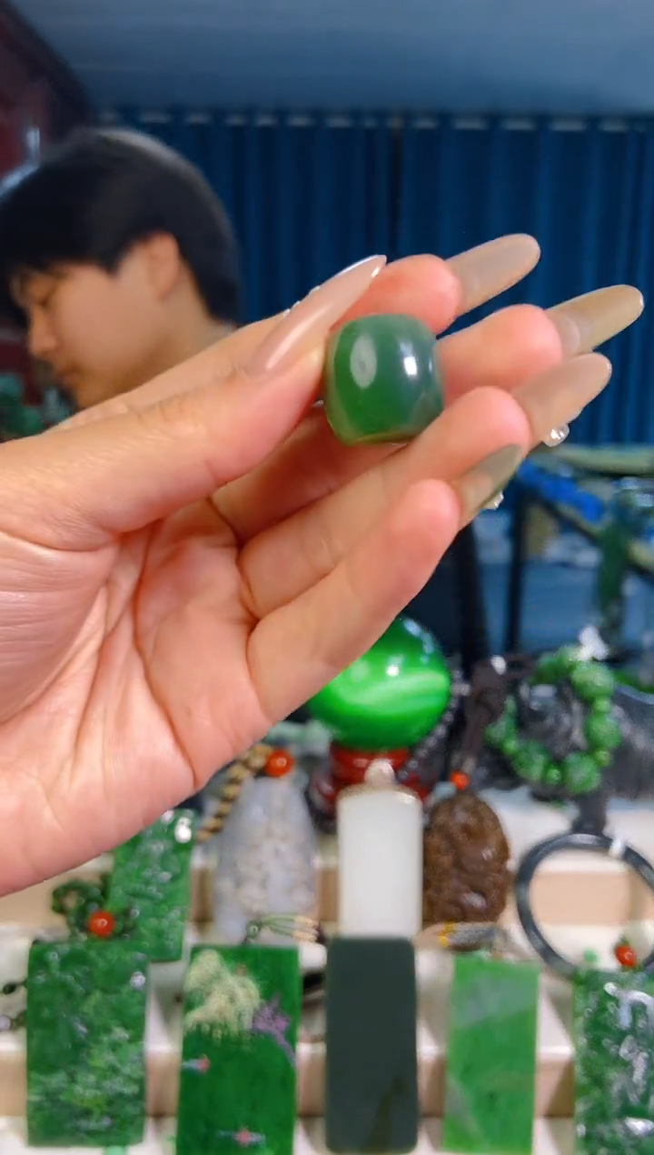 和田玉未镶嵌挂件1