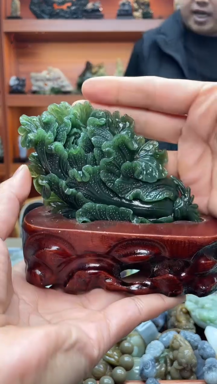 未镶嵌和田玉摆件1