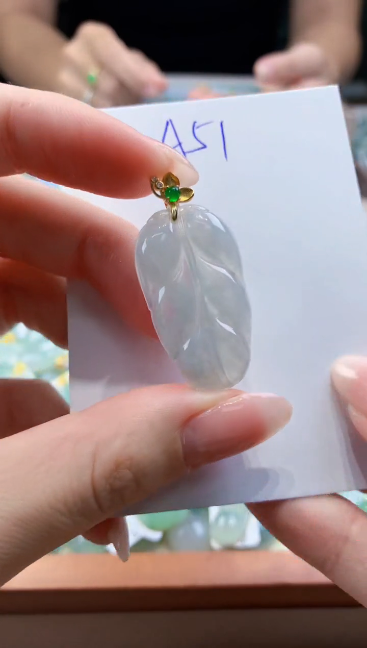 翡翠未镶嵌颈饰 天然缅甸a货翡翠