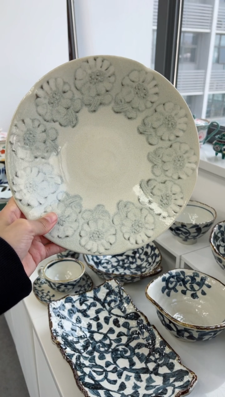 【闪购商品】瓷片孤品花环大盘