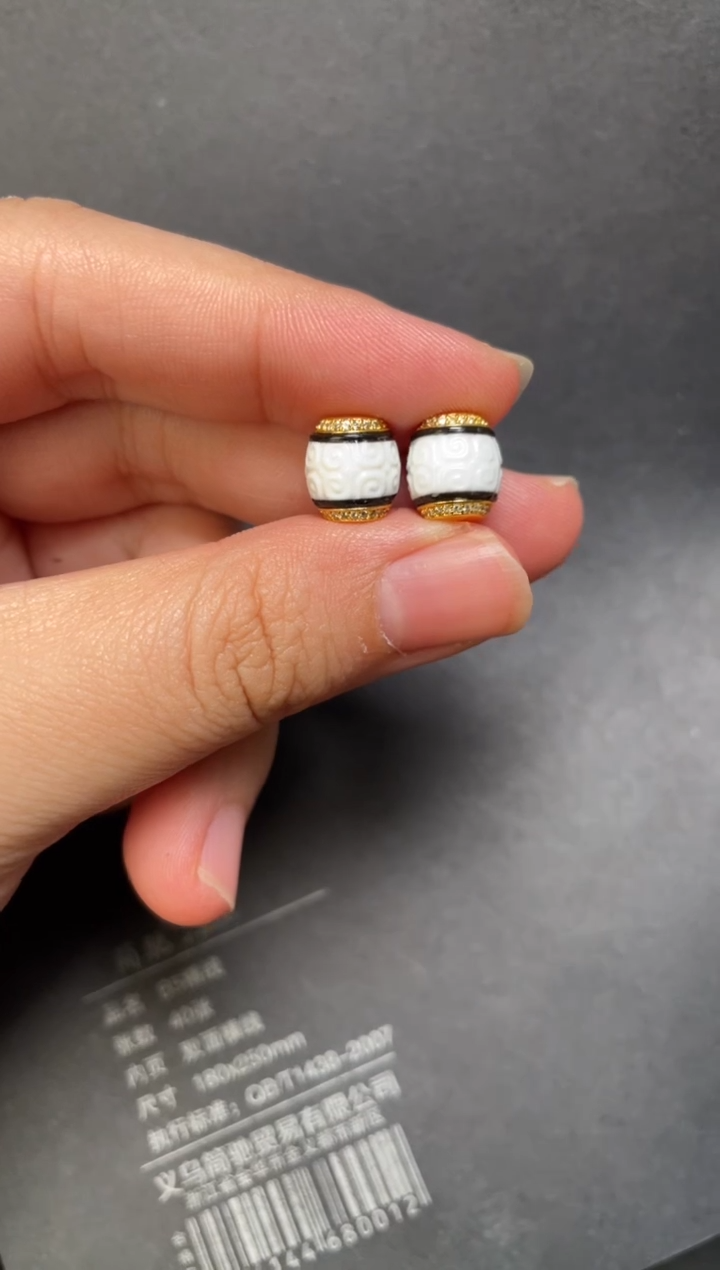 未镶嵌9玛瑙/玉髓配饰