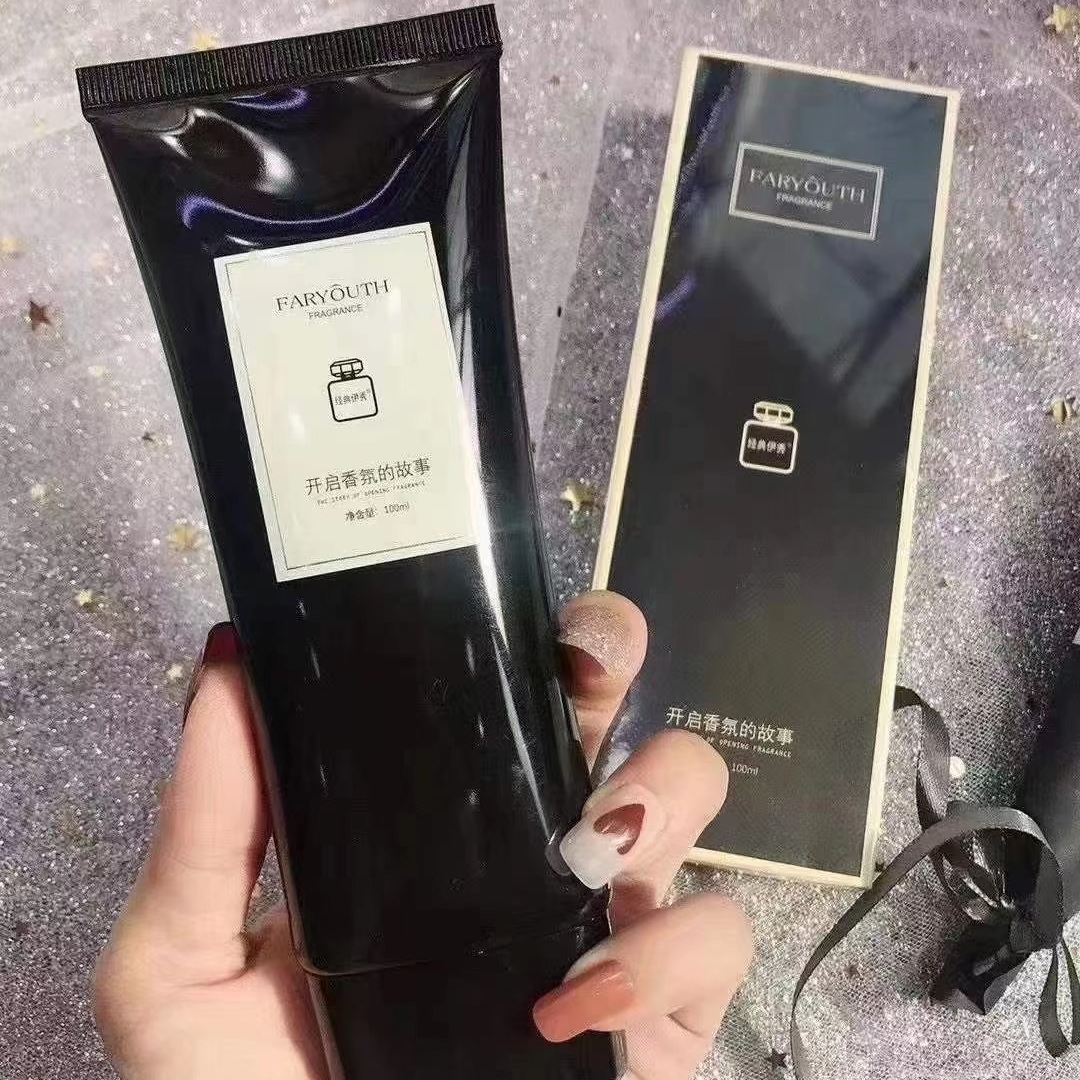 格调美美【拍一发三】到手三支~维他命E盈护手霜