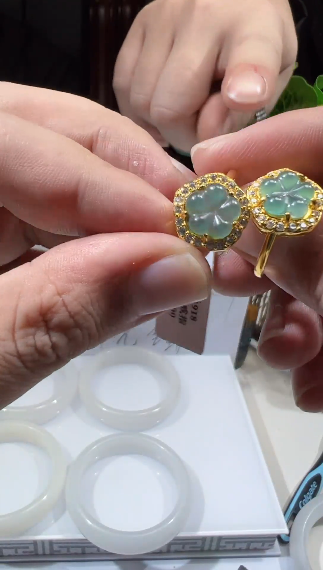 【闪购商品】翡翠戒指合金天然翡翠（多样性发）花花戒指