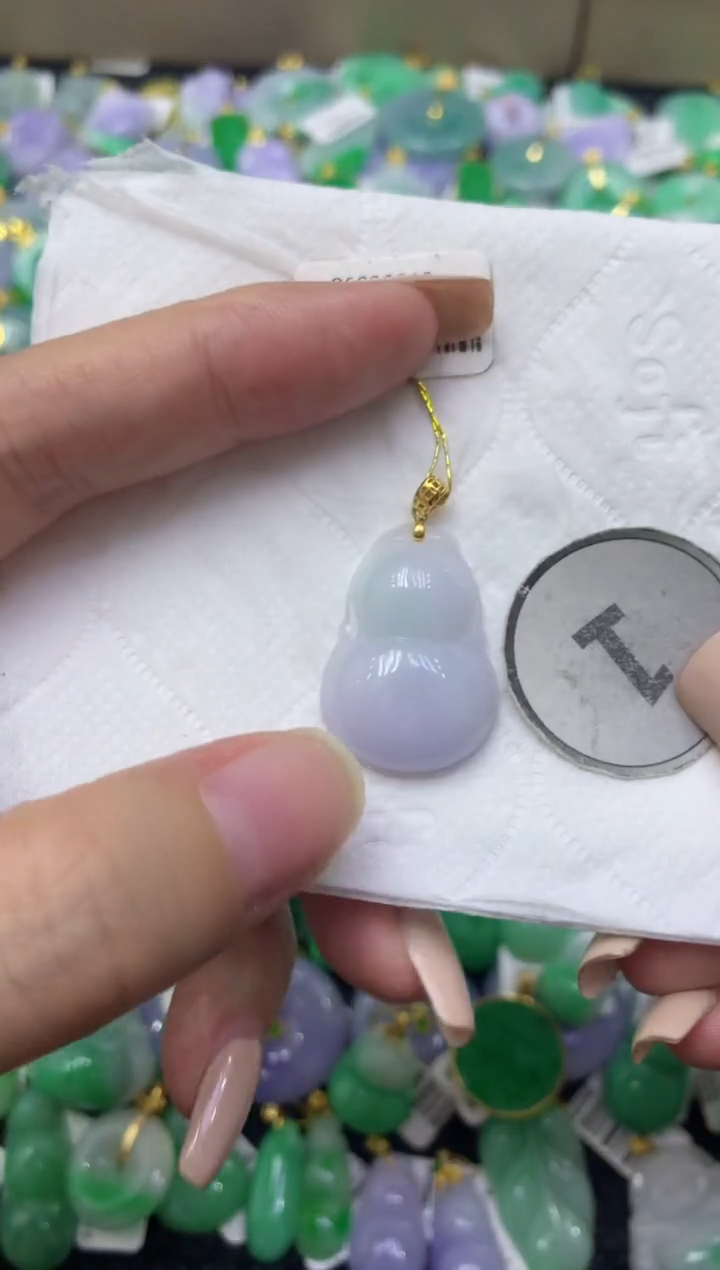 颈饰未镶嵌翡翠天然缅甸翡翠A货