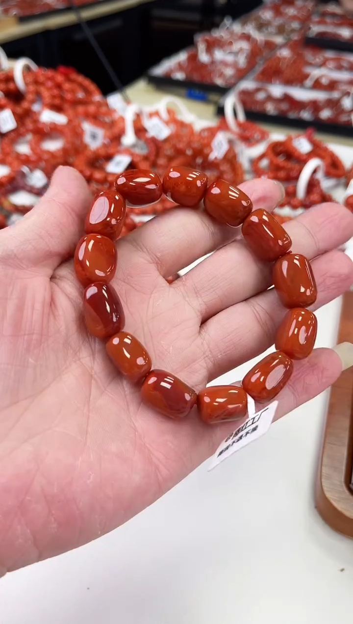 【闪购商品】南红玛瑙瓦西随型手串未镶嵌一个/条