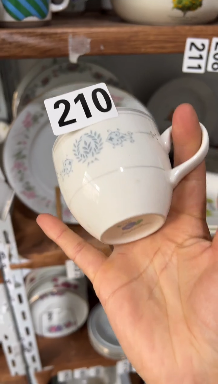 菠*头菠萝头陶瓷销量榜第二名满20包邮