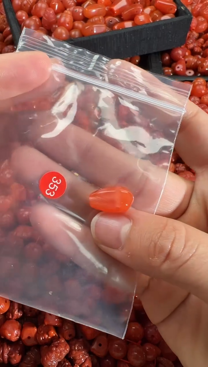 【闪购商品】南红玛瑙颈饰未镶嵌1