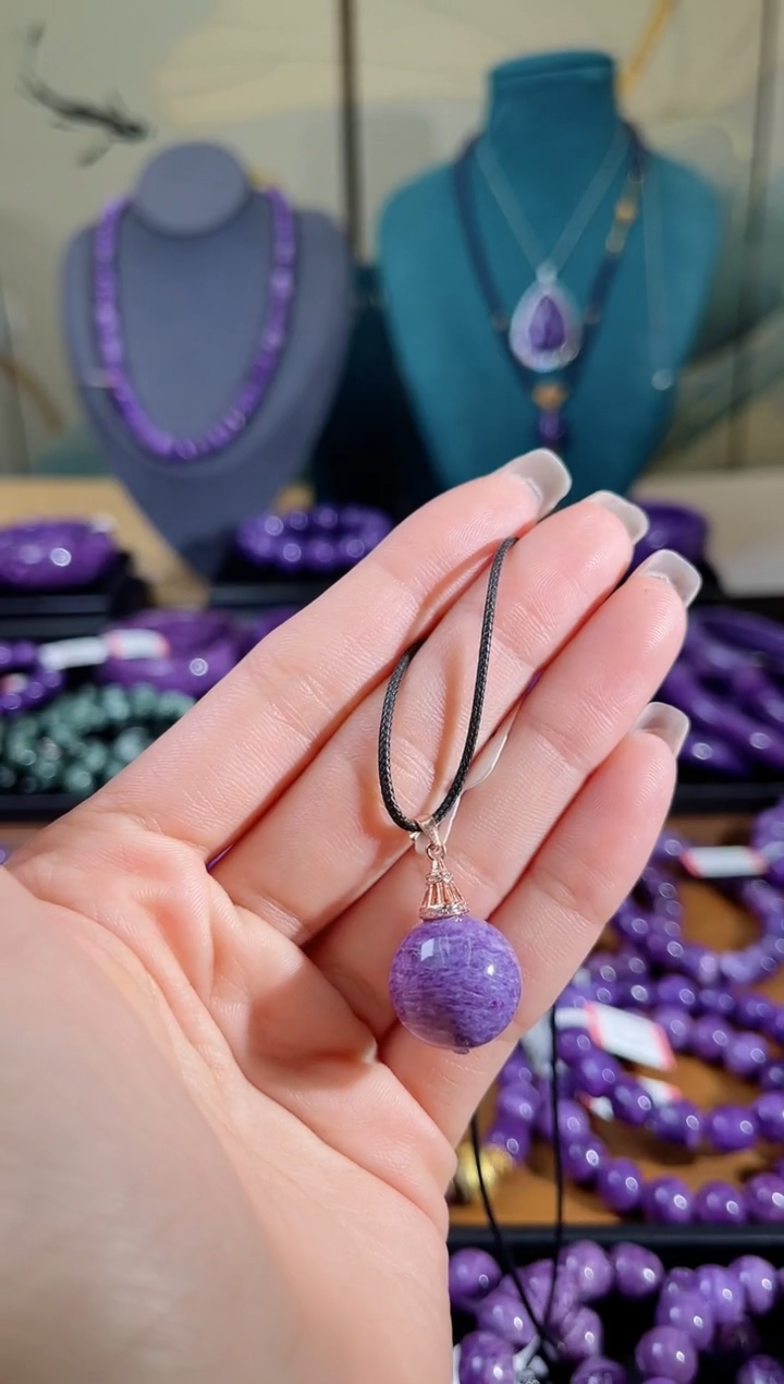 【闪购商品】查罗石（紫龙晶）吊坠未镶嵌锁骨珠