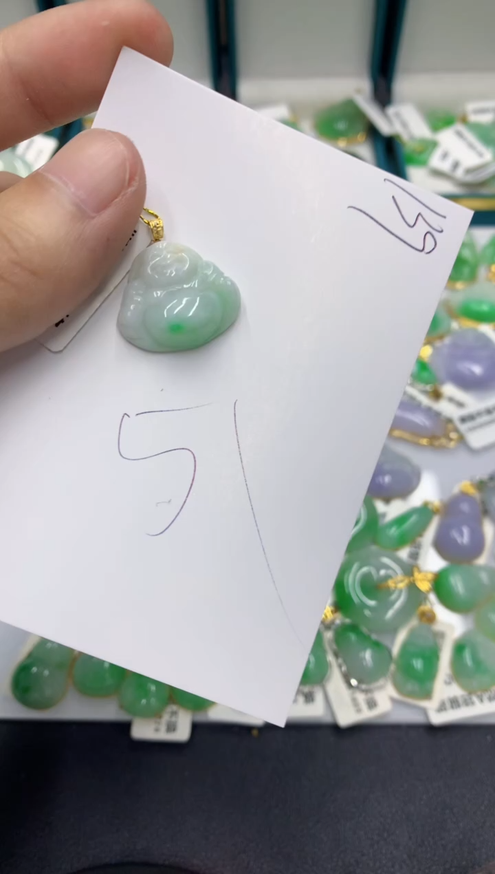 【闪购商品】翡翠颈饰18K金镶嵌翡翠