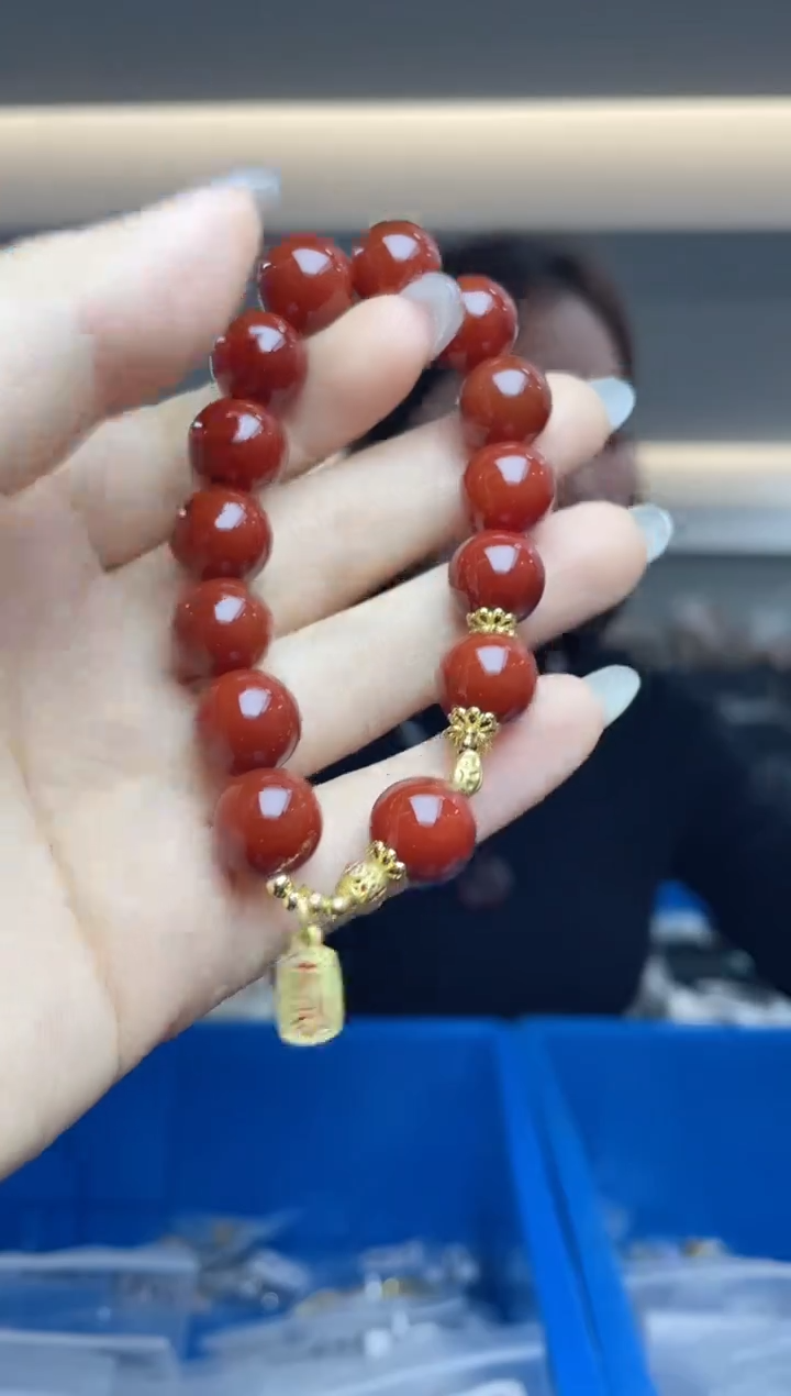 【闪购商品】南红玛瑙`未镶嵌多样性发一件
