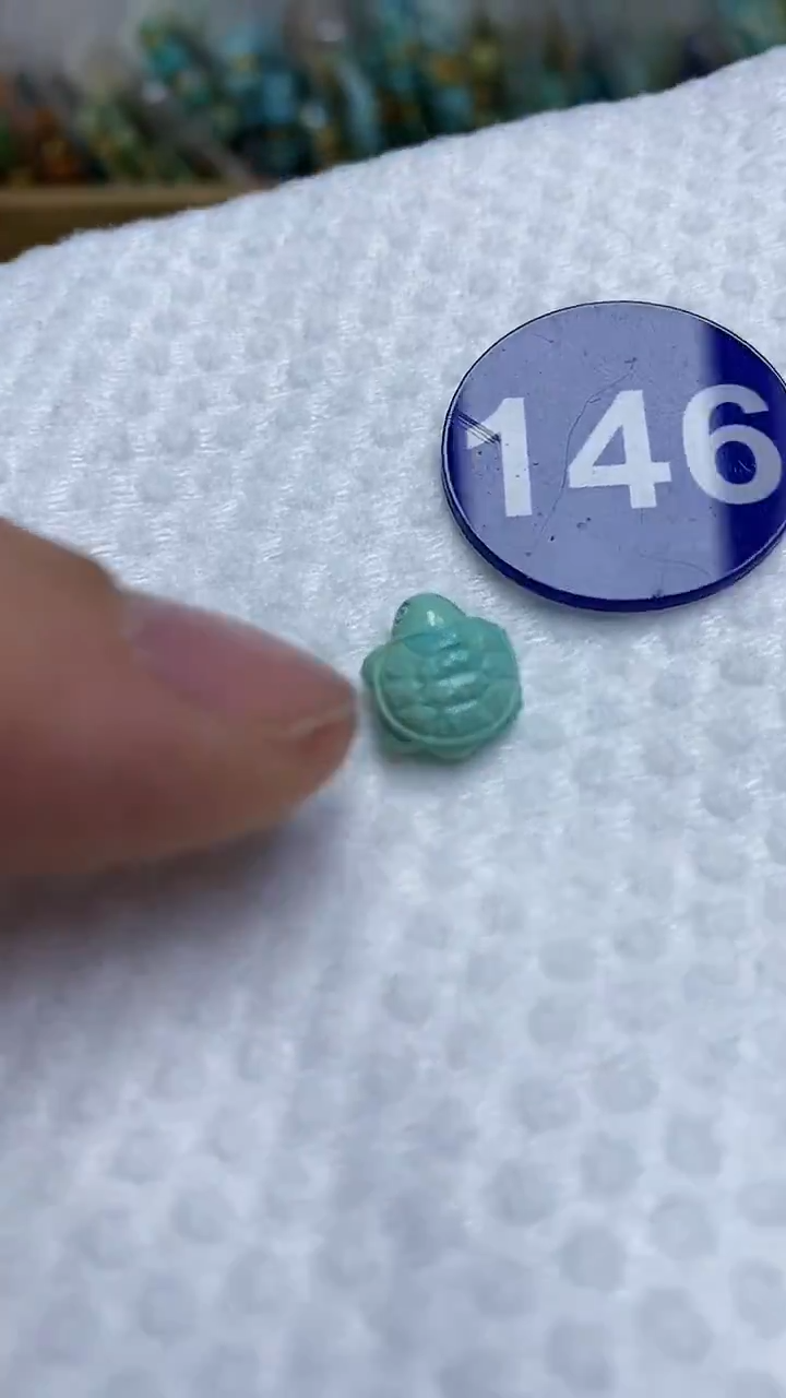 【闪购商品】绿松石雕刻件未镶嵌146