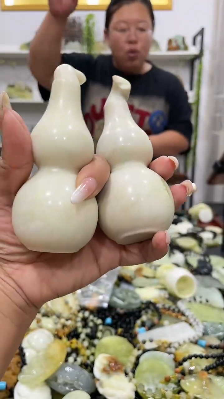 岫玉未镶嵌摆件多样性发货其中发一件