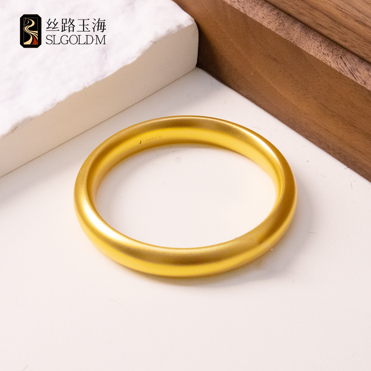 【ZT】泥鳅背足金实心手镯简约大气经典大气