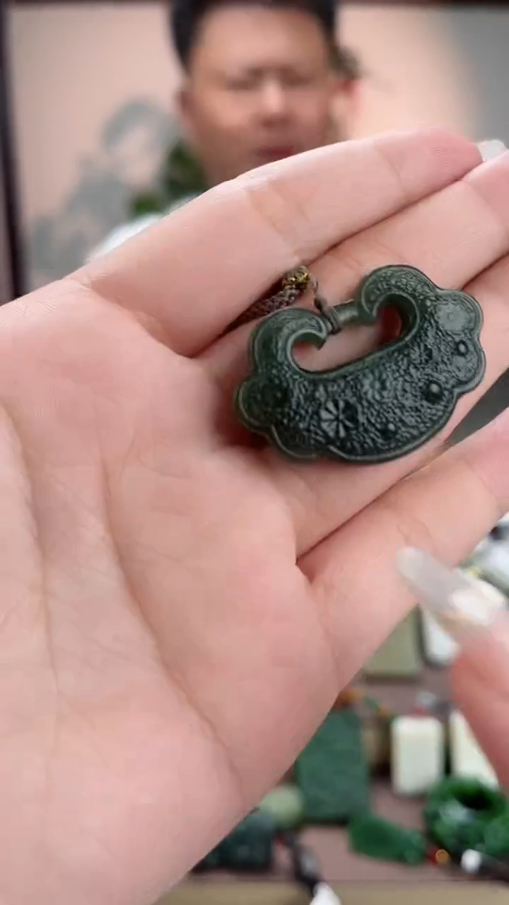 和田玉未镶嵌颈饰多样性发货一物一拍