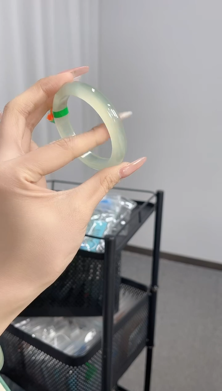 【闪购商品】玛瑙/玉髓手镯未镶嵌55-56圈