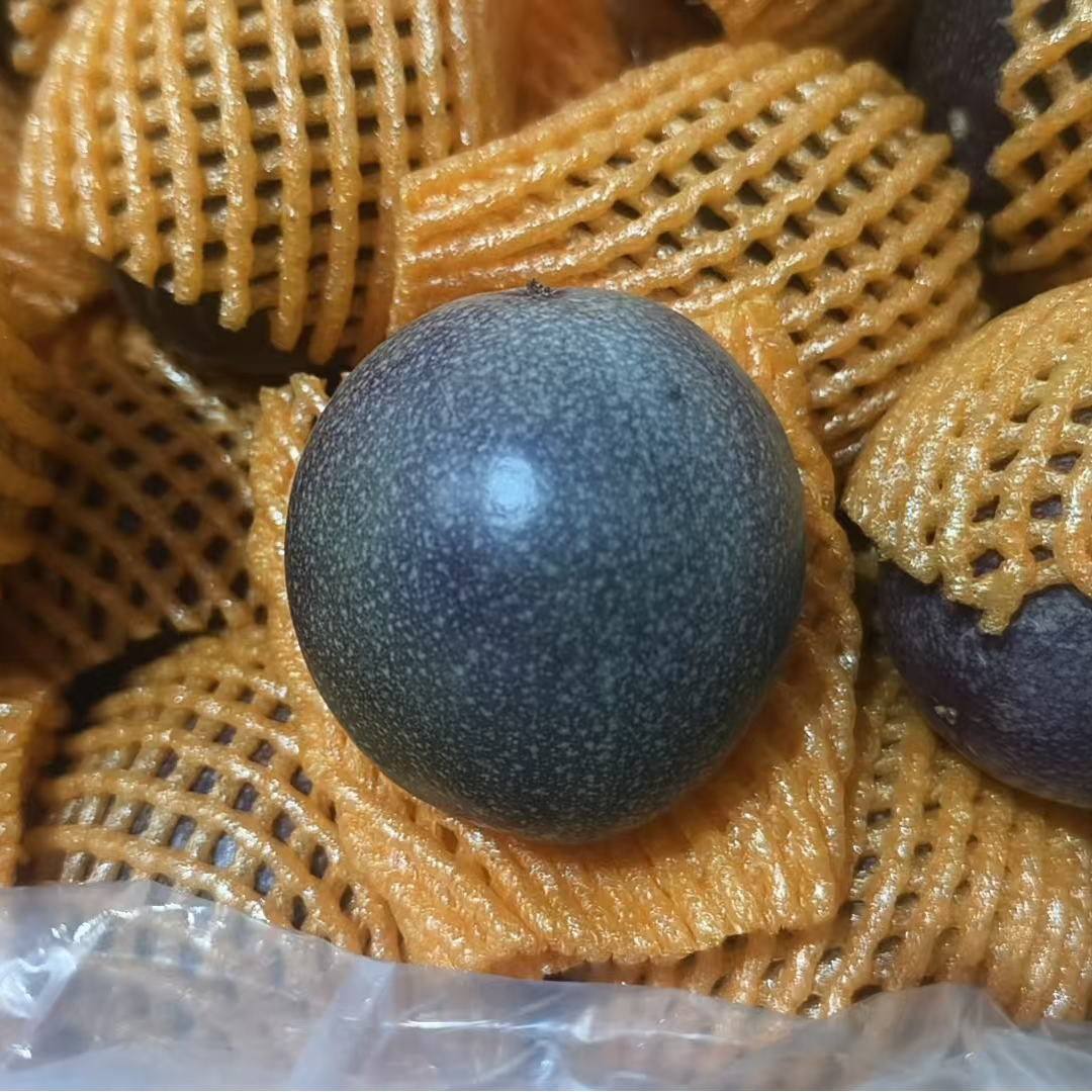 蜜桃百香果净重3斤左右