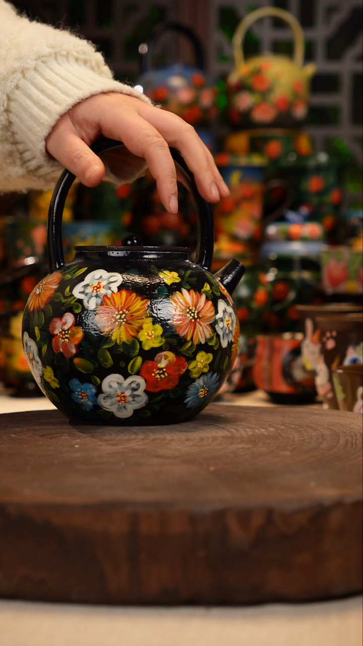 紫砂油画手绘釉下彩