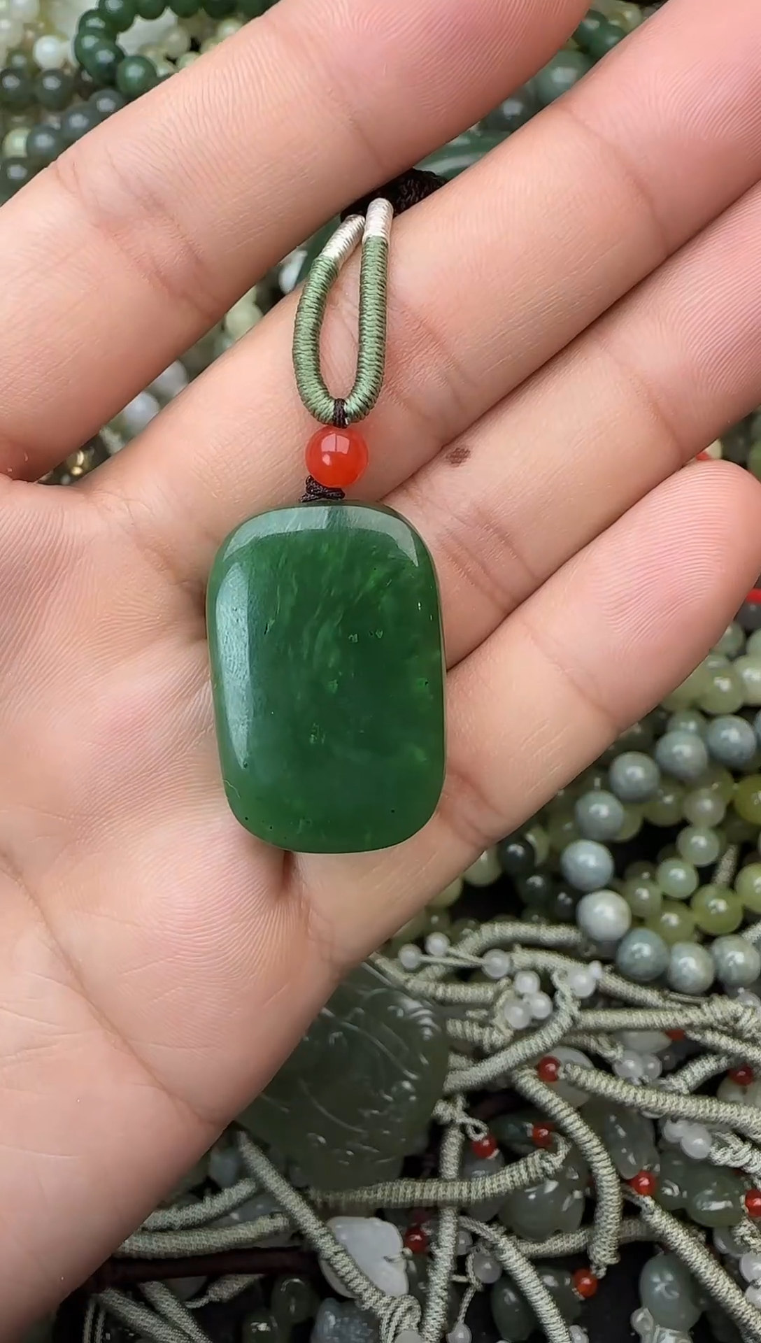 颈饰未镶嵌和田玉拍一发一