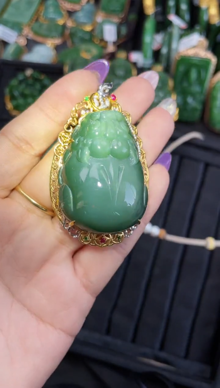 【闪购商品】和田玉吊坠18K金镶嵌多样性发一 
