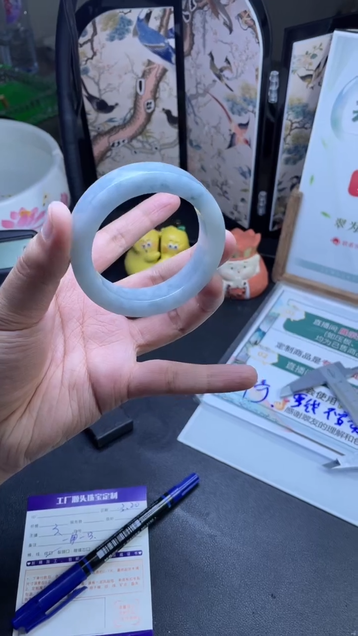 定制翡翠手镯未镶嵌手镯定制一件