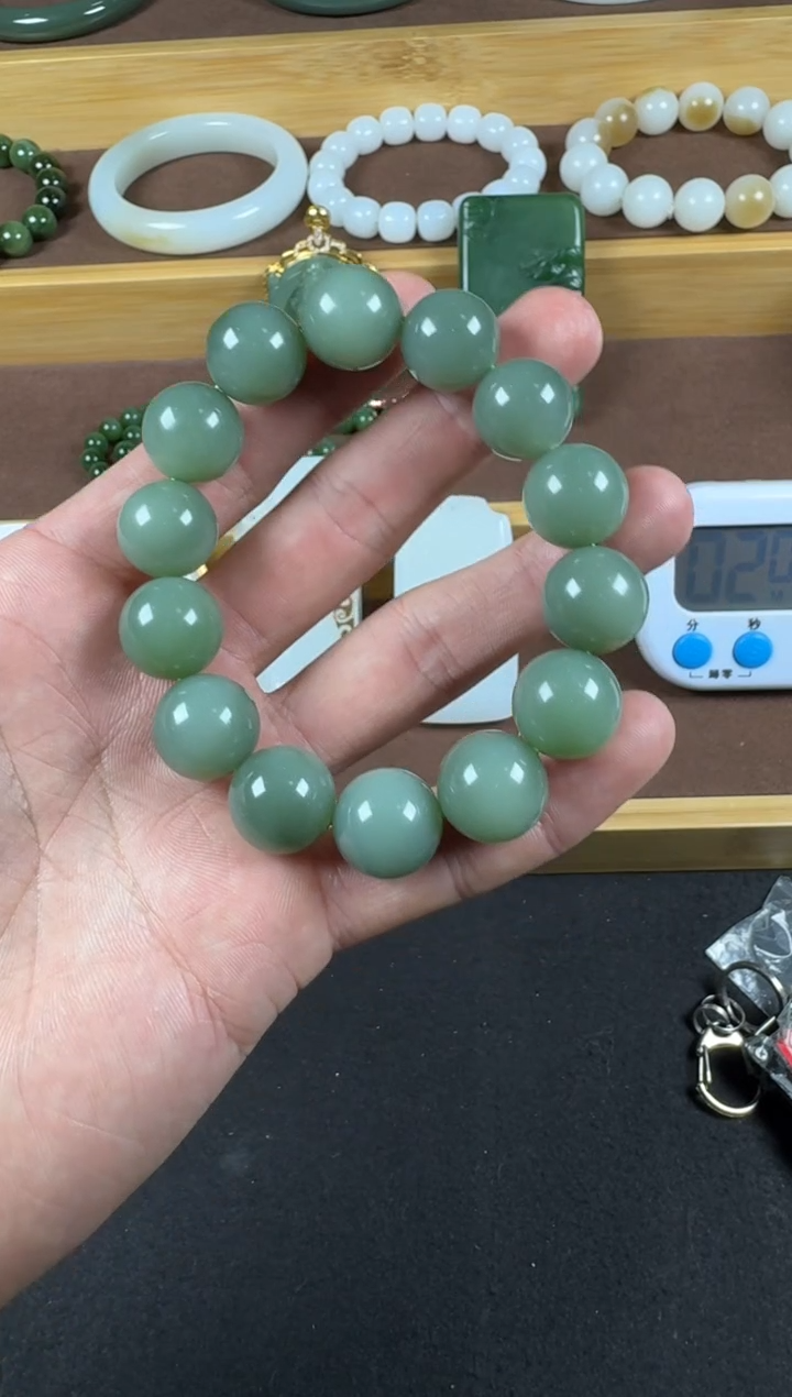 颈饰未镶嵌和田玉5