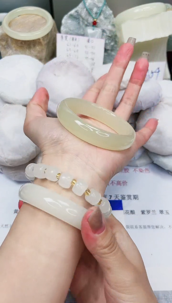 【闪购商品】石英质玉手镯未镶嵌93-晴水-圈口54